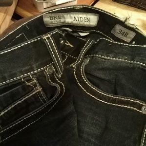 Buckle jeans